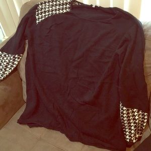 Checkered detail top